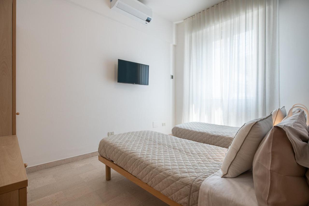 Apartamento Ventodue Rímini Exterior foto