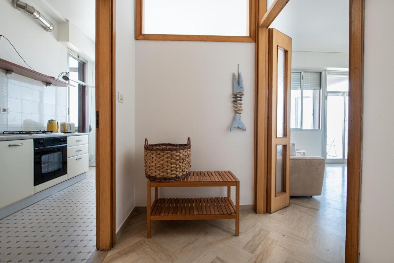 Apartamento Ventodue Rímini Exterior foto