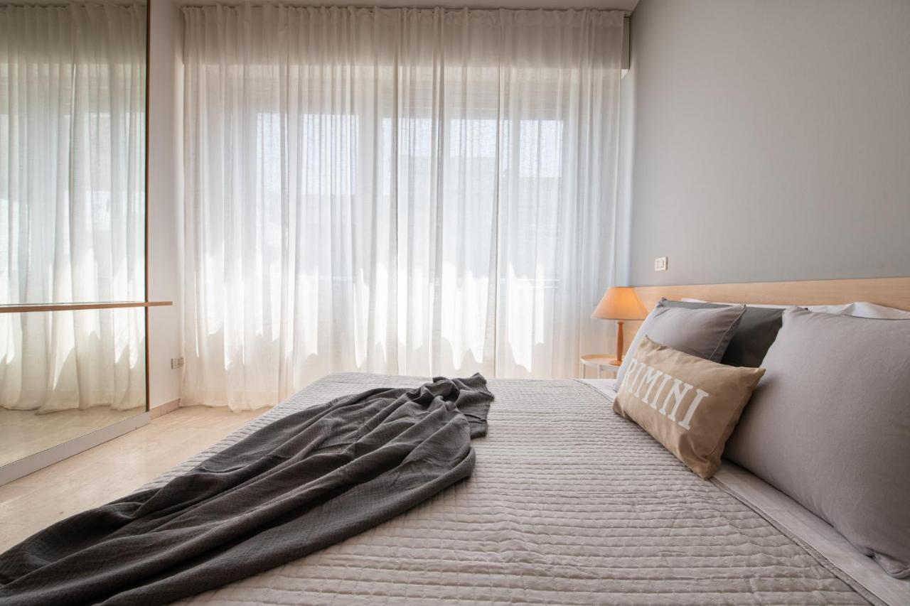 Apartamento Ventodue Rímini Exterior foto