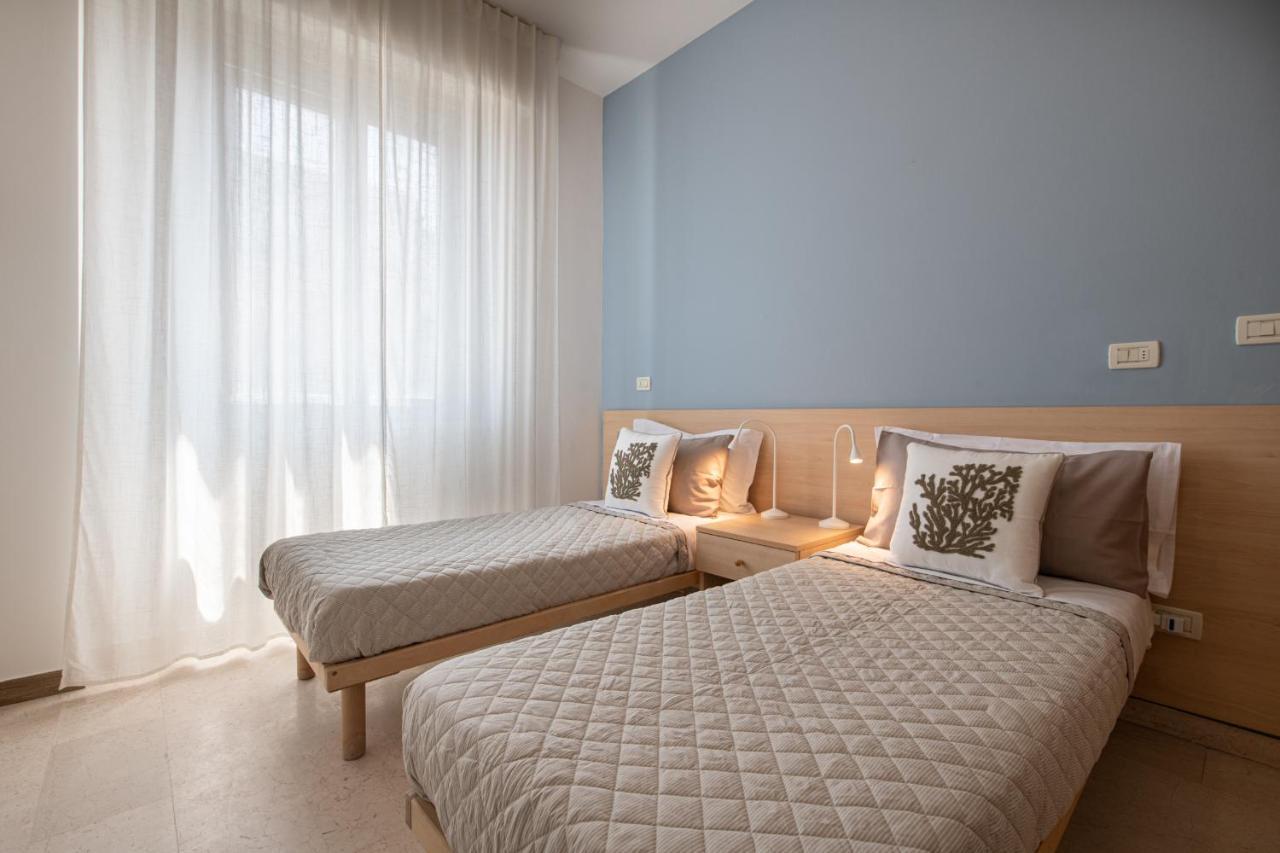 Apartamento Ventodue Rímini Exterior foto